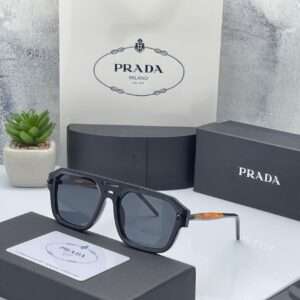 PRADA (SUNGLASS)